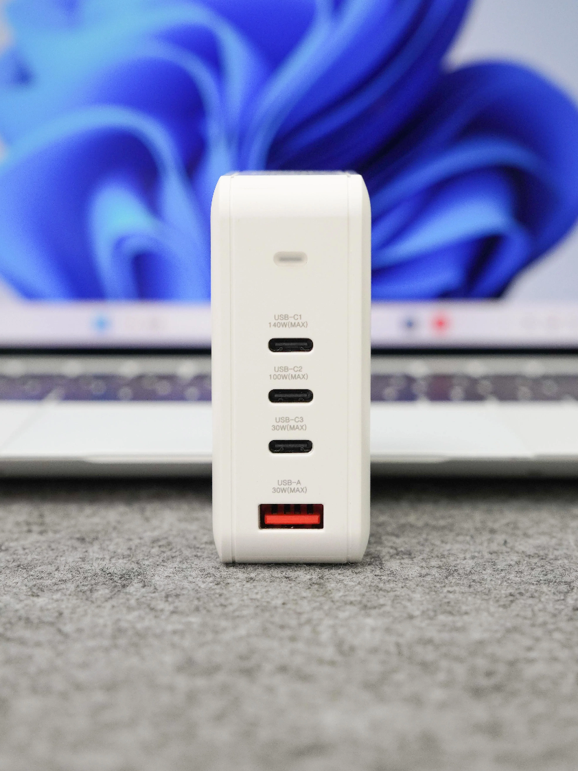 海棠推出PD200W 4C2A与PD165W 3C1A两款智能充电器-充电头网